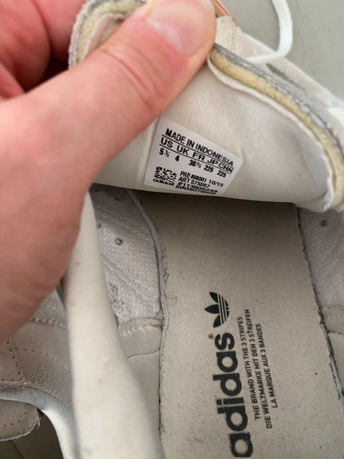 Baskets Adidas Superstar taille 36,5 blanche crème et rose - photo numéro 7
