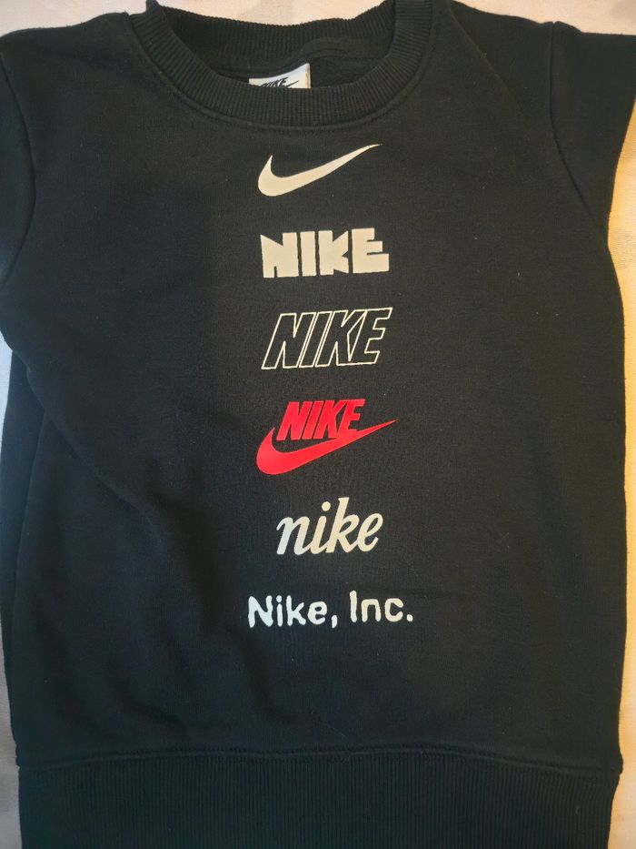 Survêtement nike - photo numéro 2