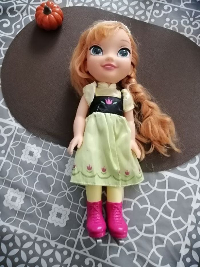 Poupée anna