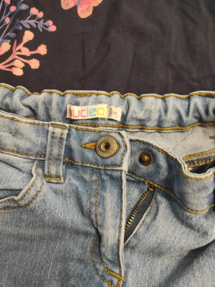 Lot 3 pantalons et 1 Tee shirt manches longues - photo numéro 4