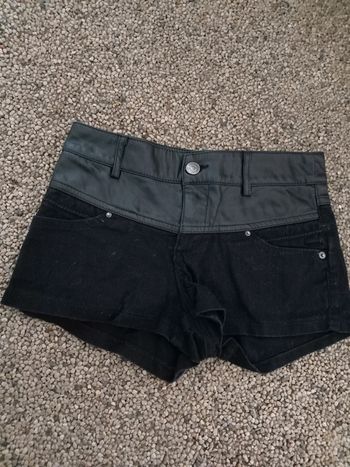 short jennyfer taille 32