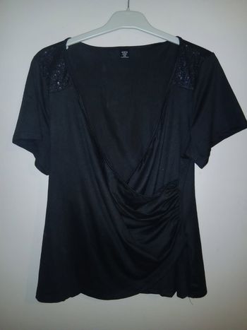 Tee shirt