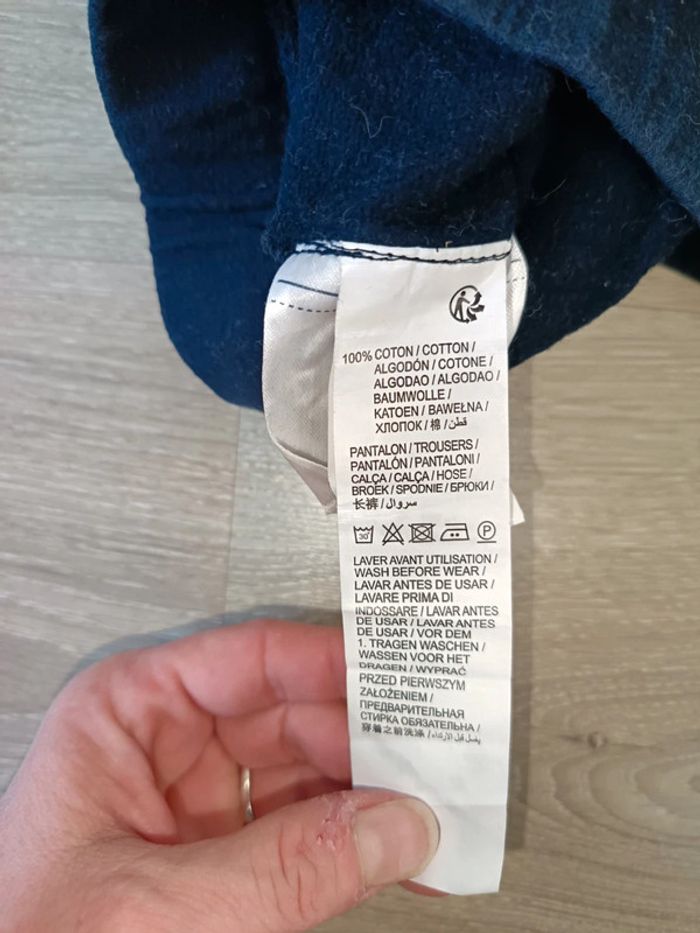 Pantalon bleu marine motifs dorés fille 12 mois - photo numéro 4