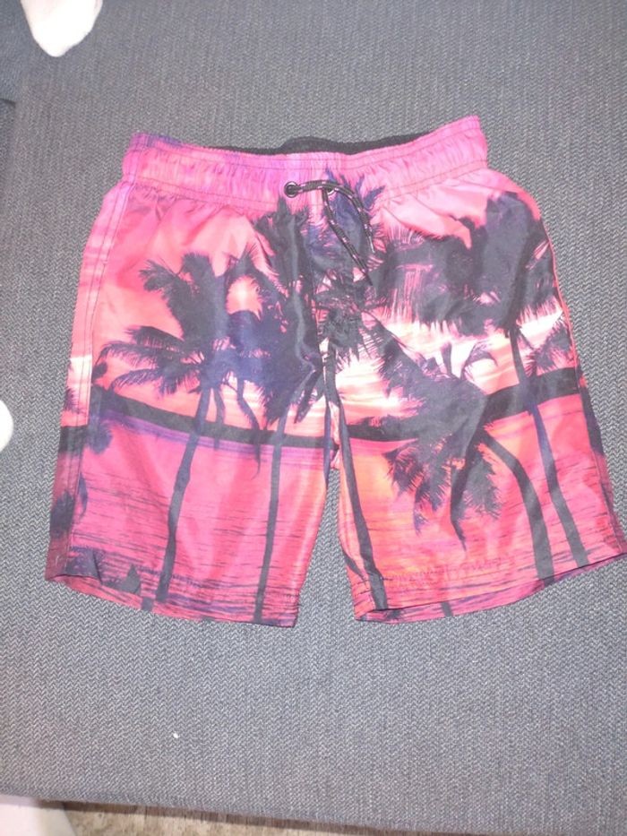 Short de bain Primark 7/8 ans