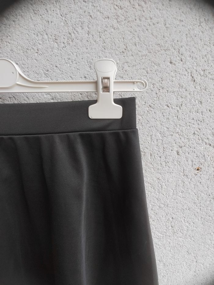🖤 Jupe Patineuse Noire – Taille M – Très bon état – Shein - photo numéro 4