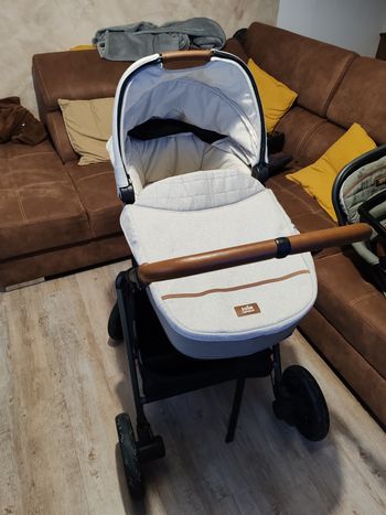 Trio poussette joie + base ISOFIX 
