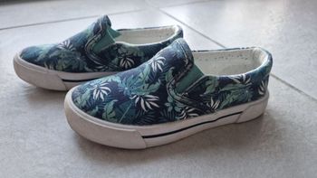 Basket sans lacets taille 28