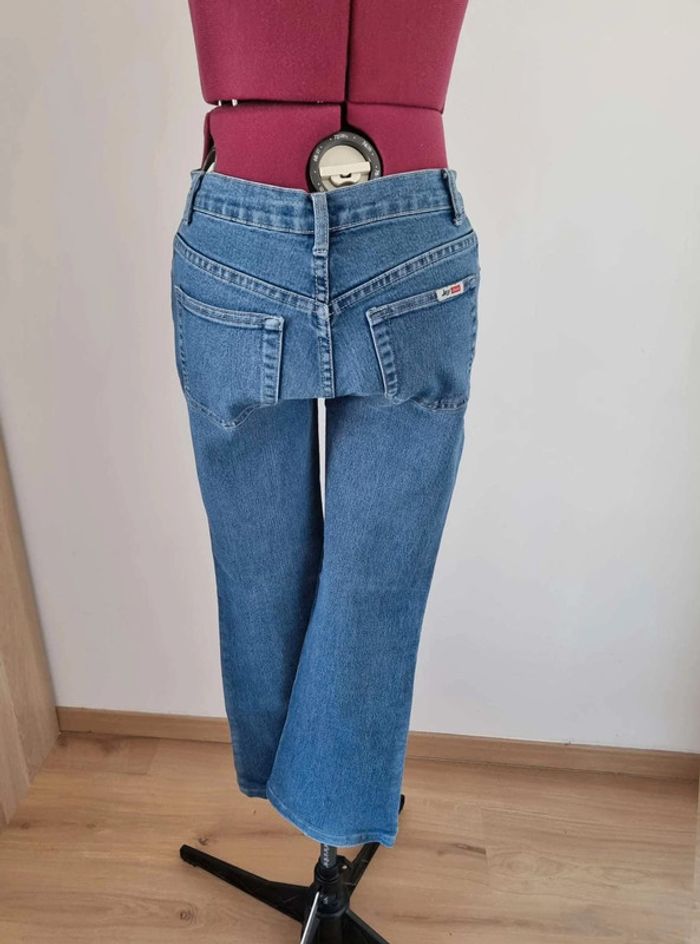 Jean  évasé  bleu  - taille 36 -  Jennyfer - photo numéro 2