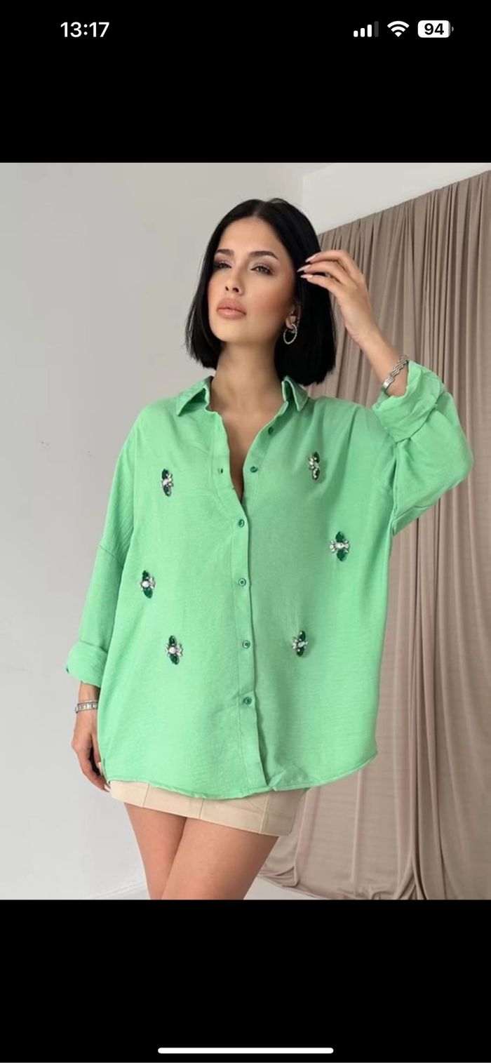 Chemise vert pomme  à strass - photo numéro 4
