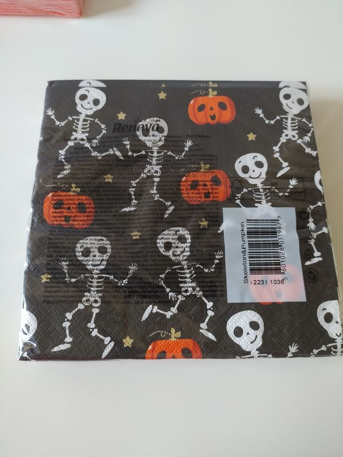 Lot de 2 paquets de serviettes en papier Halloween Renova neufs - photo numéro 5