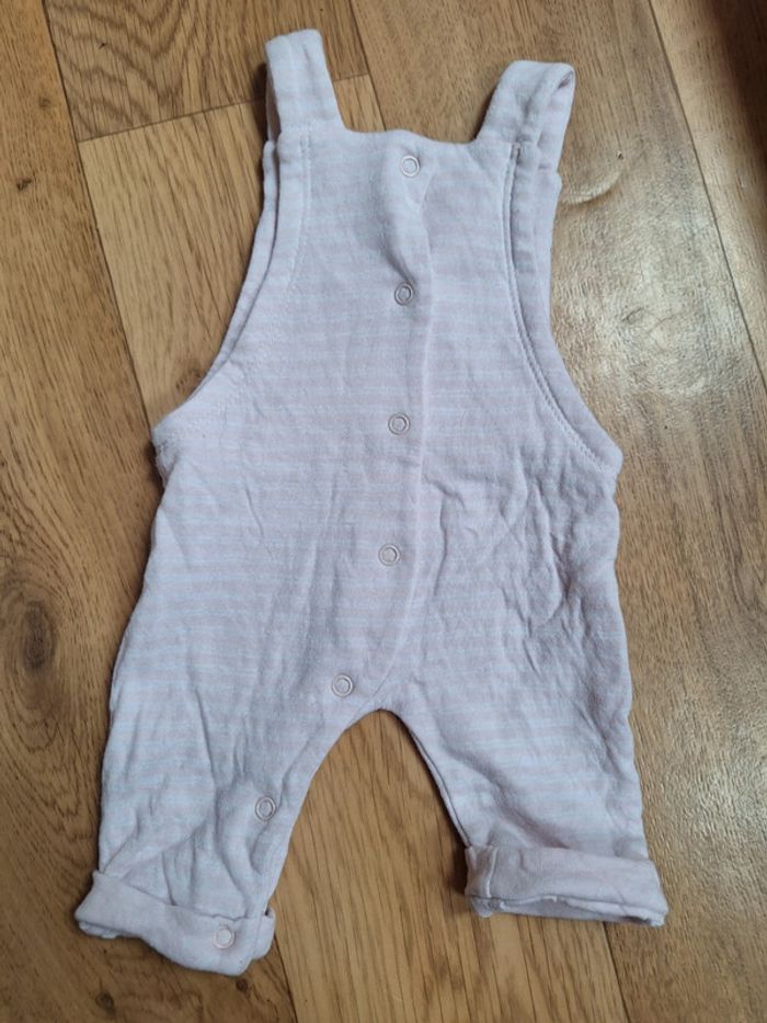 Lot pyjama + salopette en 0mois - photo numéro 2