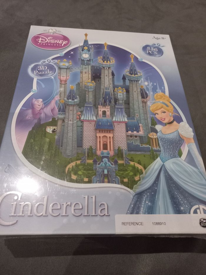 Puzzle 3d cendrillon château disney en 3d 356 pièces