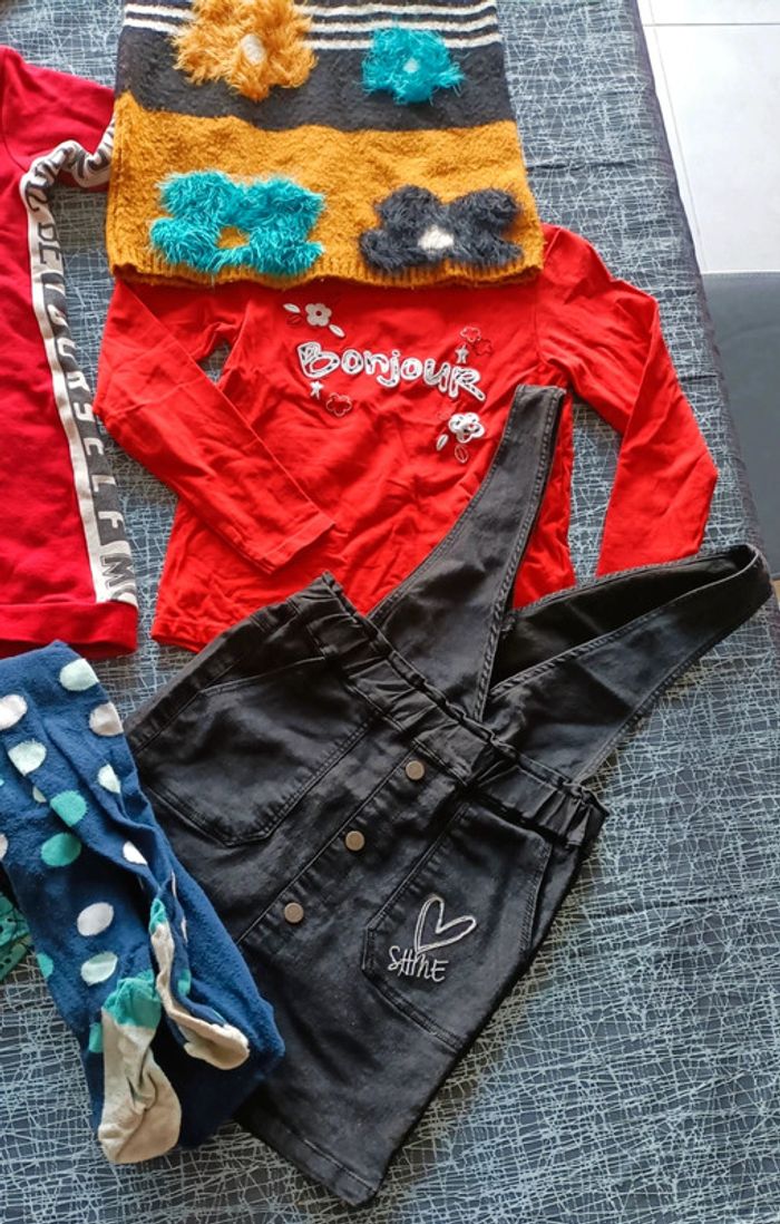 Lot 8 ans 6 robe et un tee shirt manche longue - photo numéro 7
