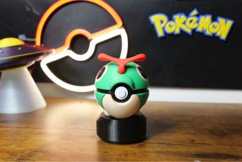 Pokéball Chenipan 