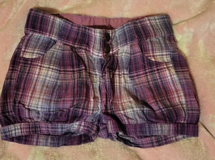 Short 4 ans
