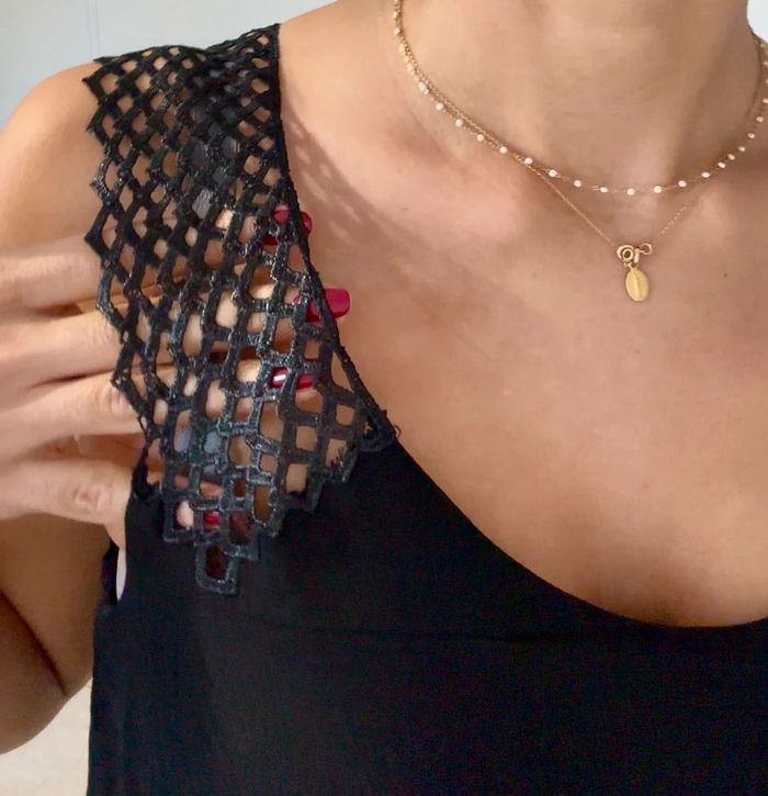 Robe dos décolleté noire taille 2 - Sandro - très bon état - photo numéro 3