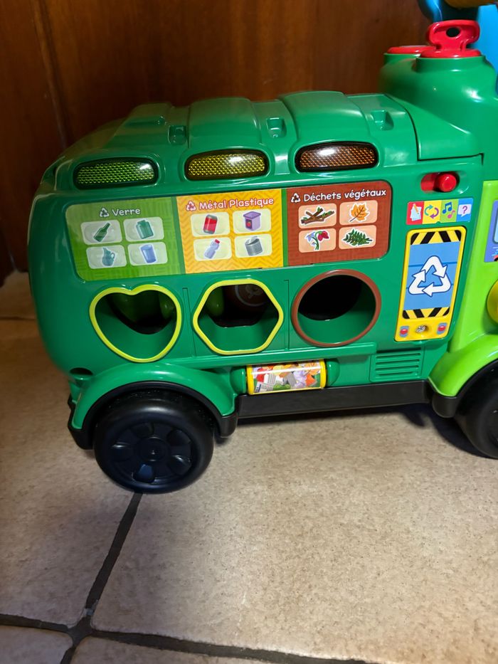 Camion poubelle vtech - photo numéro 4