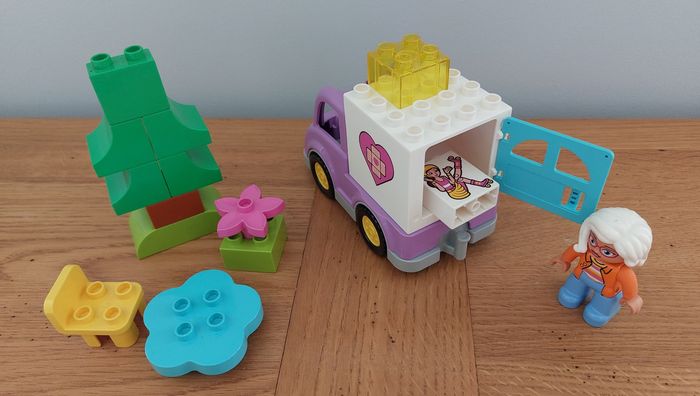 Ambulance Lego Duplo - photo numéro 4