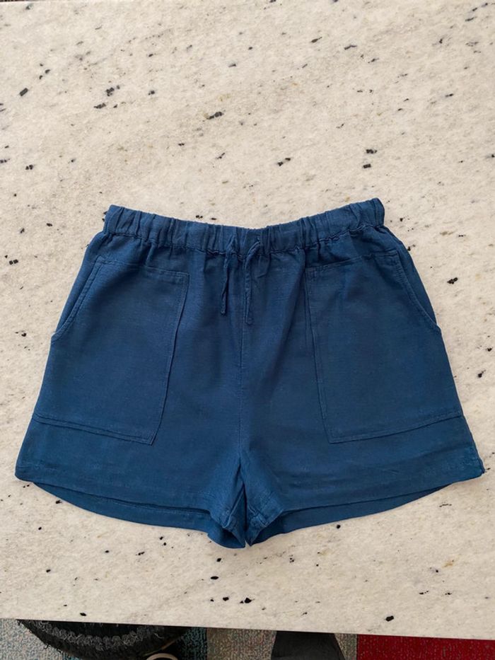 Short bleu marine Kiabi 36 - photo numéro 2