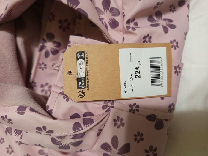 Manteau imperméable polaire et sweat assorti neufs 10 ans - photo numéro 3