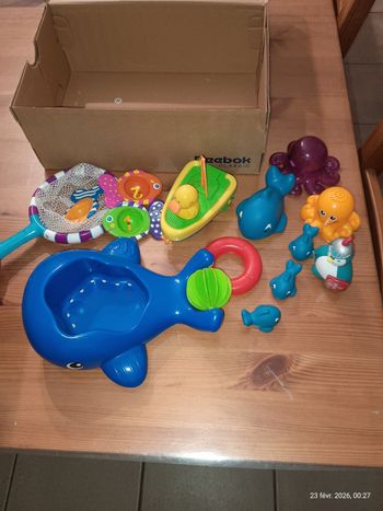 Lot 14 jouets pour le bain