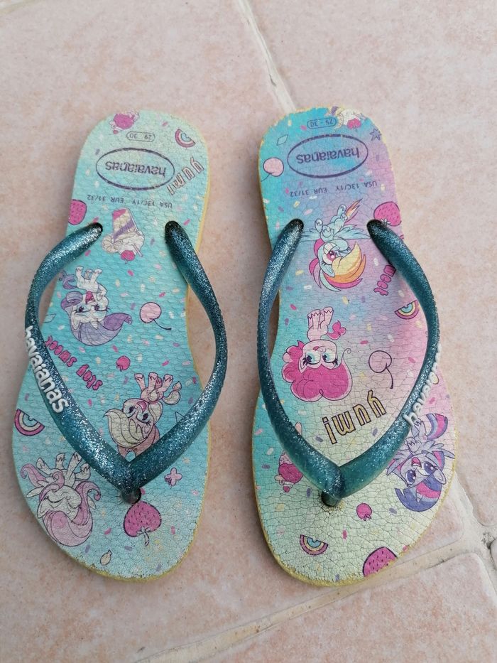 Paire de tongs 31-32 - photo numéro 2