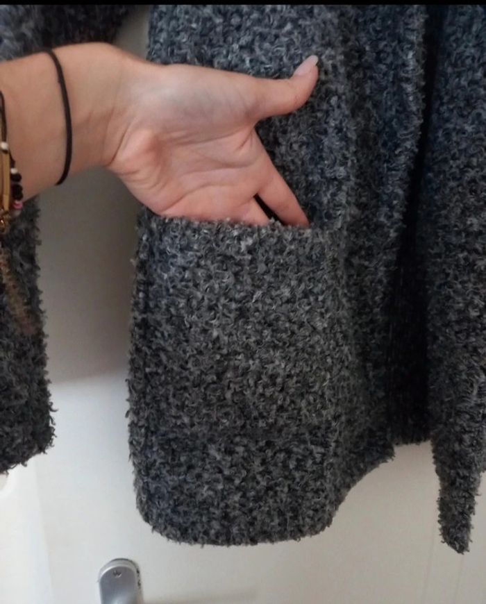 Manteau gris chiné à poches. Taille 36. Cache Cache - photo numéro 4