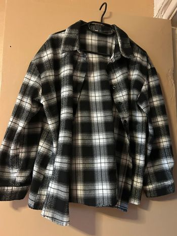 Chemise noir et blanche