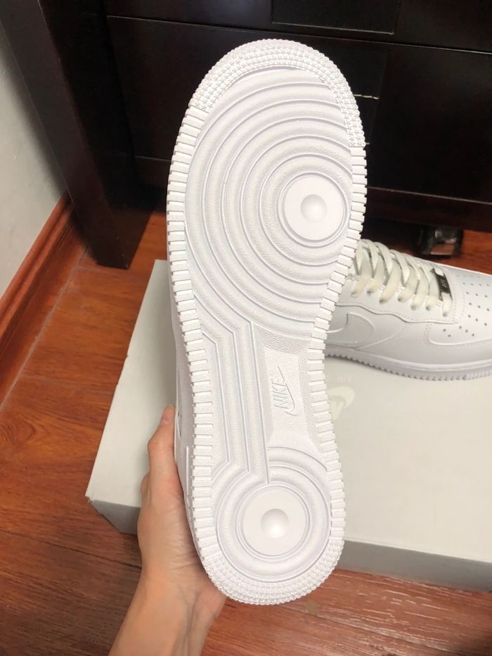 Nouveau Nike Air Force 1 Low Blanc Taille 38 - photo numéro 5