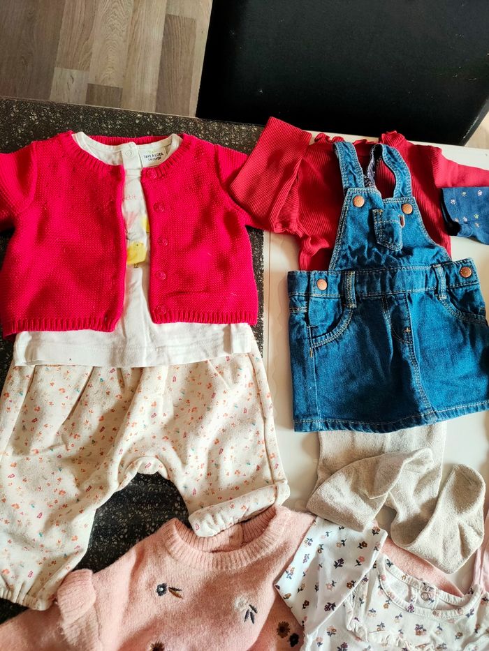 Lot vêtements fille 3 mois - photo numéro 3