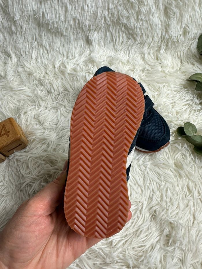 Paire de basket bleu marine next taille 24 - photo numéro 6