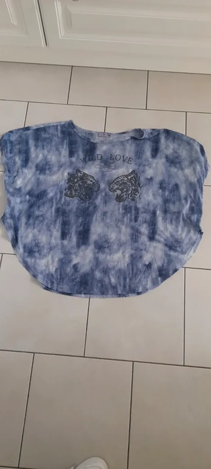 T-shirt oversize"AJC"taille 40/42 - photo numéro 2