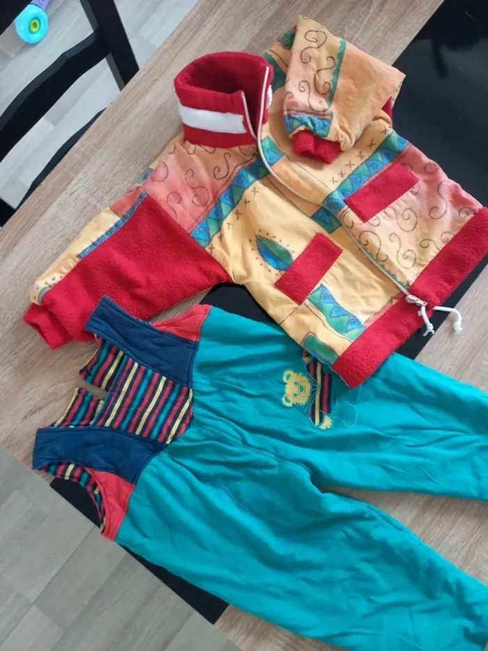 Ensemble combi et polaire 2ans - photo numéro 5