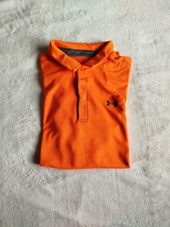 Polo Under Armour orange taille 3XL