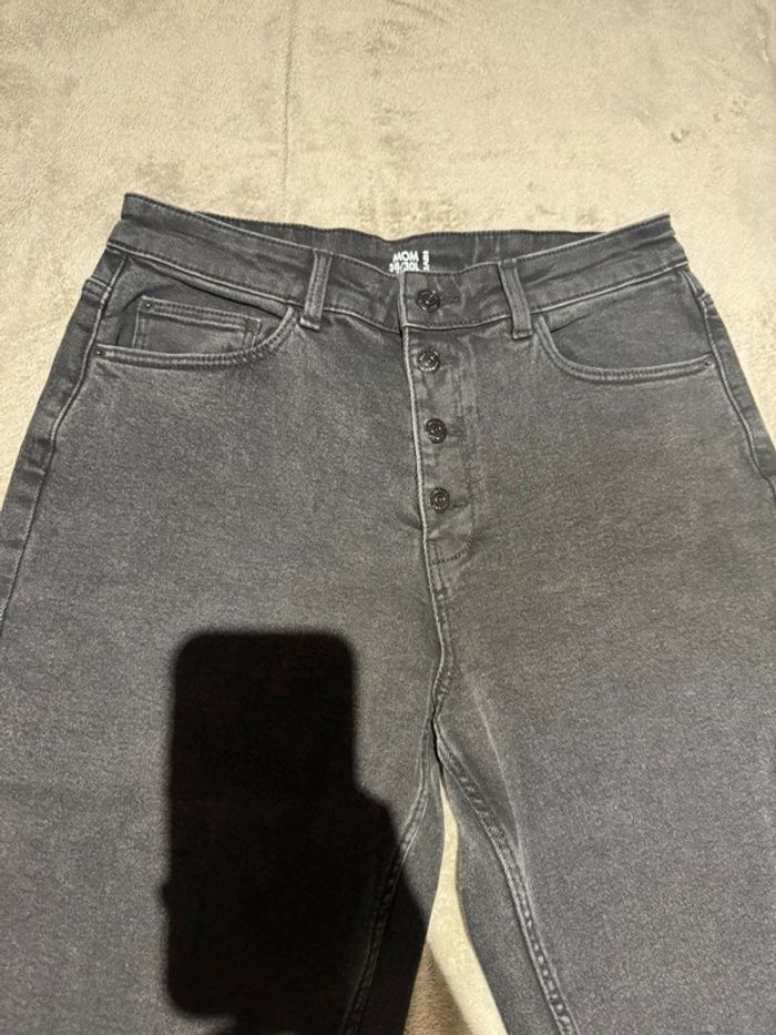 🌻Superbe jean MOM taille haute 🌻 - photo numéro 2