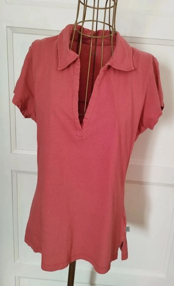 🌸 Polo Rose Saumon à Col V – Taille L – 100% Coton – Très Bon État