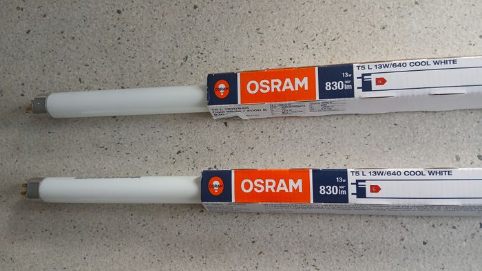 2 Tubes fluo neufs OSRAM - photo numéro 5