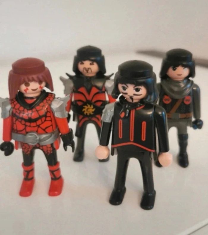 Playmobil lot chevalier samouraï