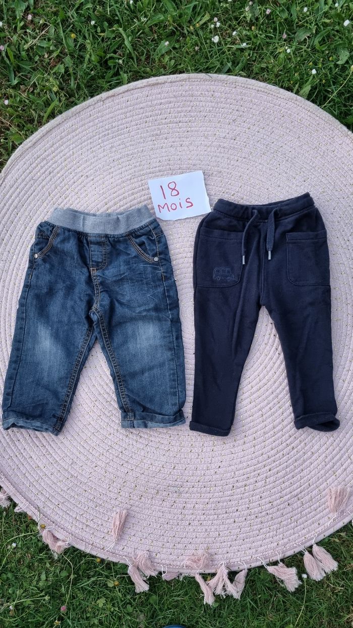 Lot 2 pantalons 18 mois