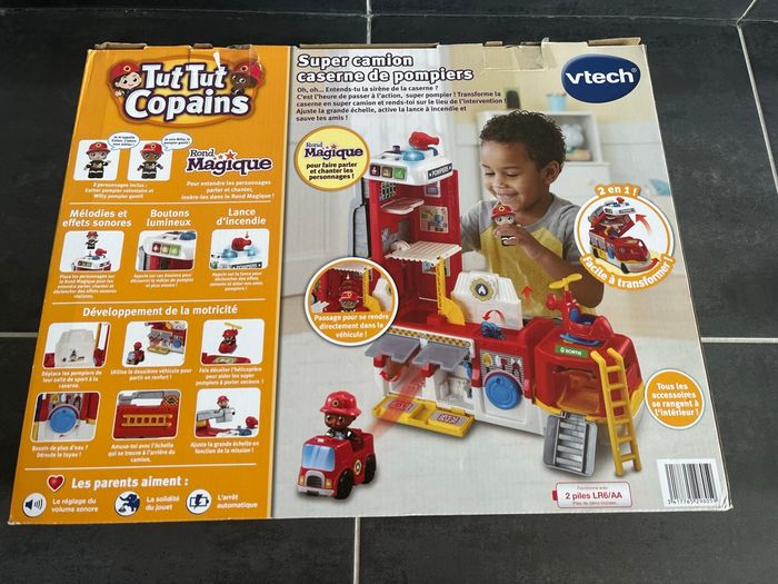 Camion caserne de pompiers tut tut copains vtech - photo numéro 2