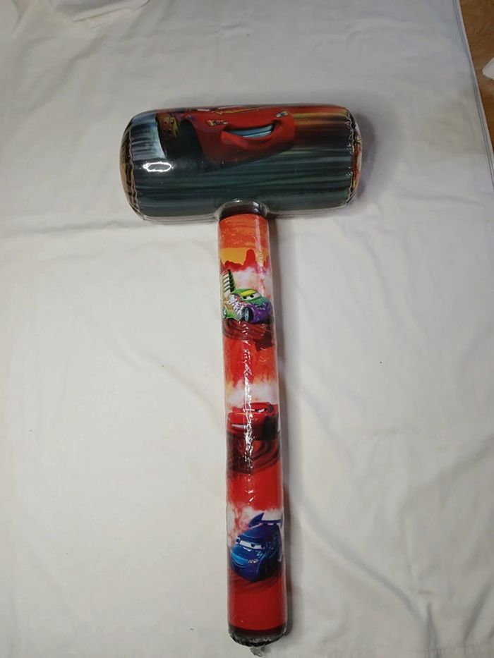Marteau gonflable Cars