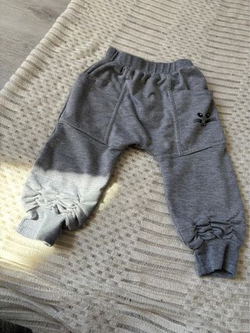 Pantalon de survêtement fille 23 mois
