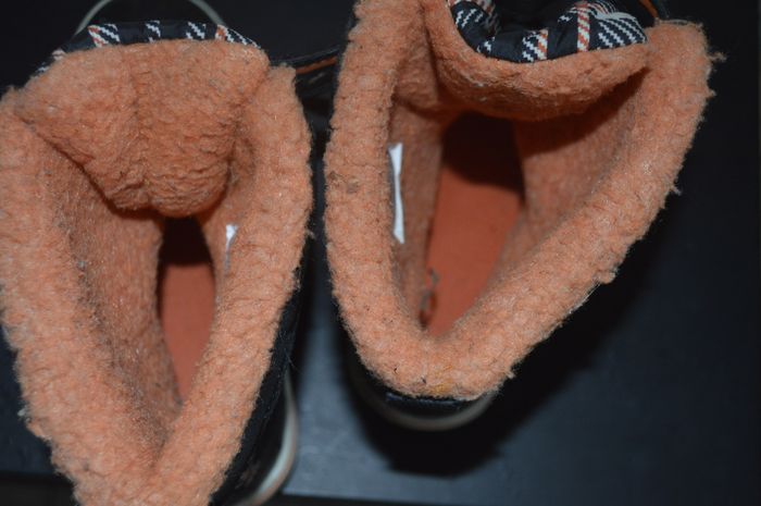 bottes noir et orange 29 - photo numéro 5