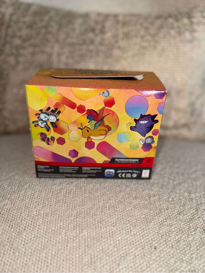 Display Pokémon mini tin 151 - photo numéro 2