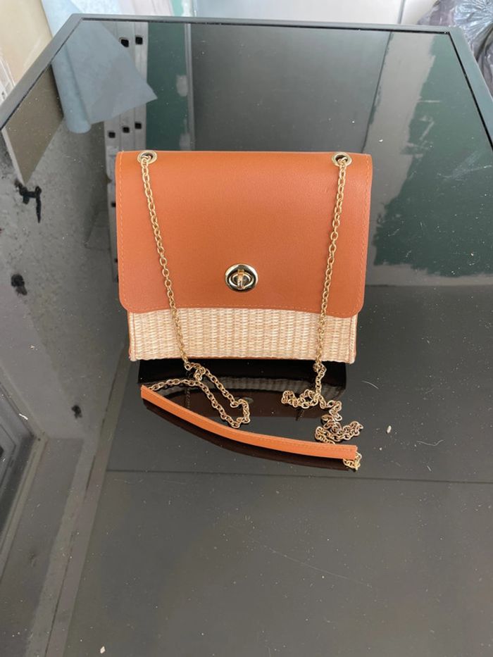 Joli petit sac en paille H19 L17 - photo numéro 3