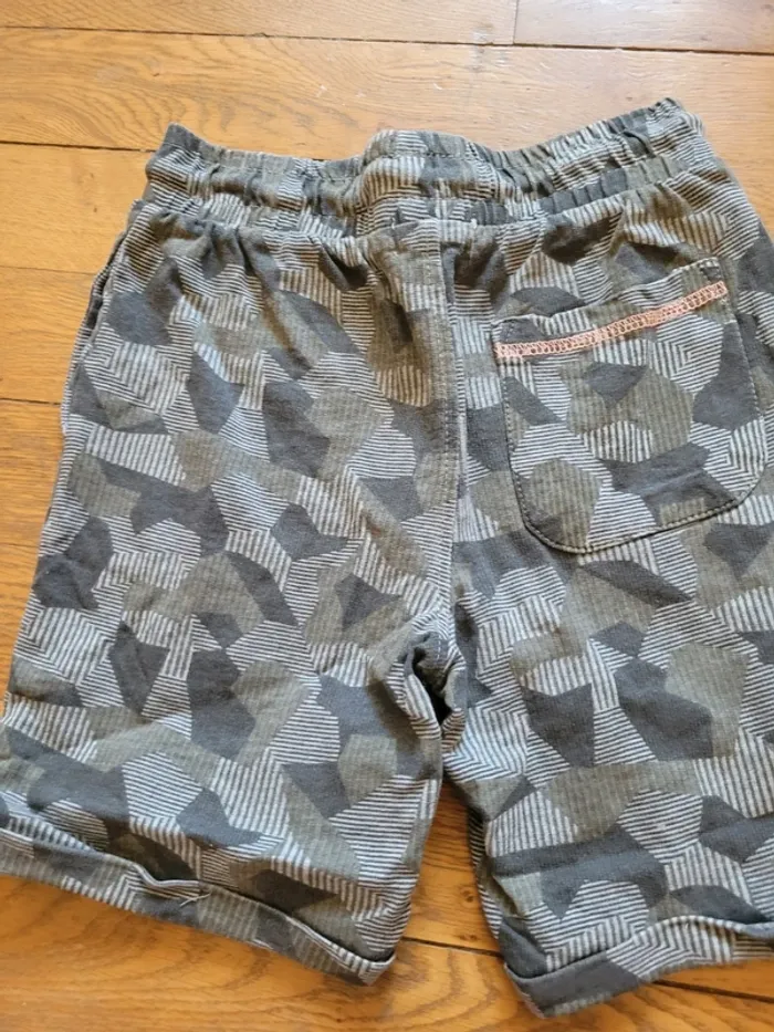 Short garçon - photo numéro 3