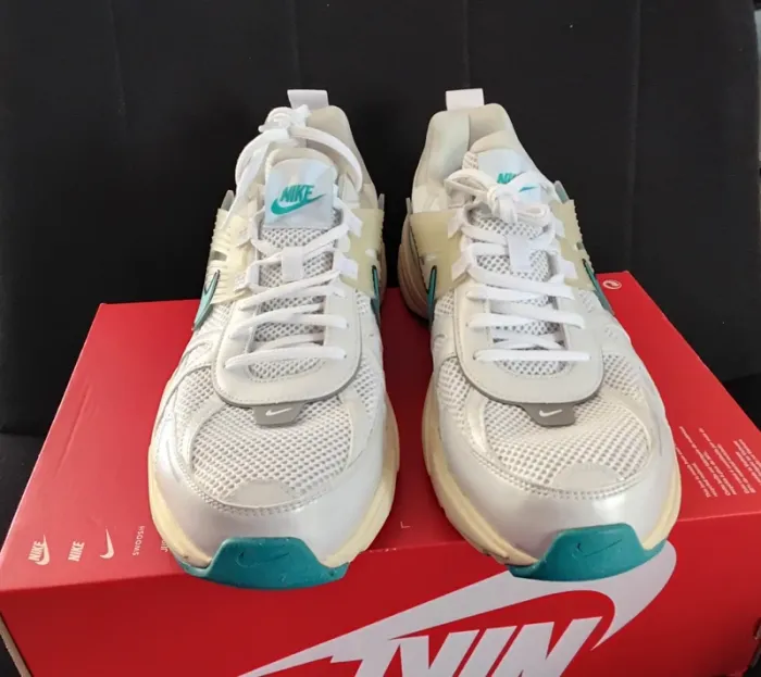 Baskets Nike V2K Run - photo numéro 4