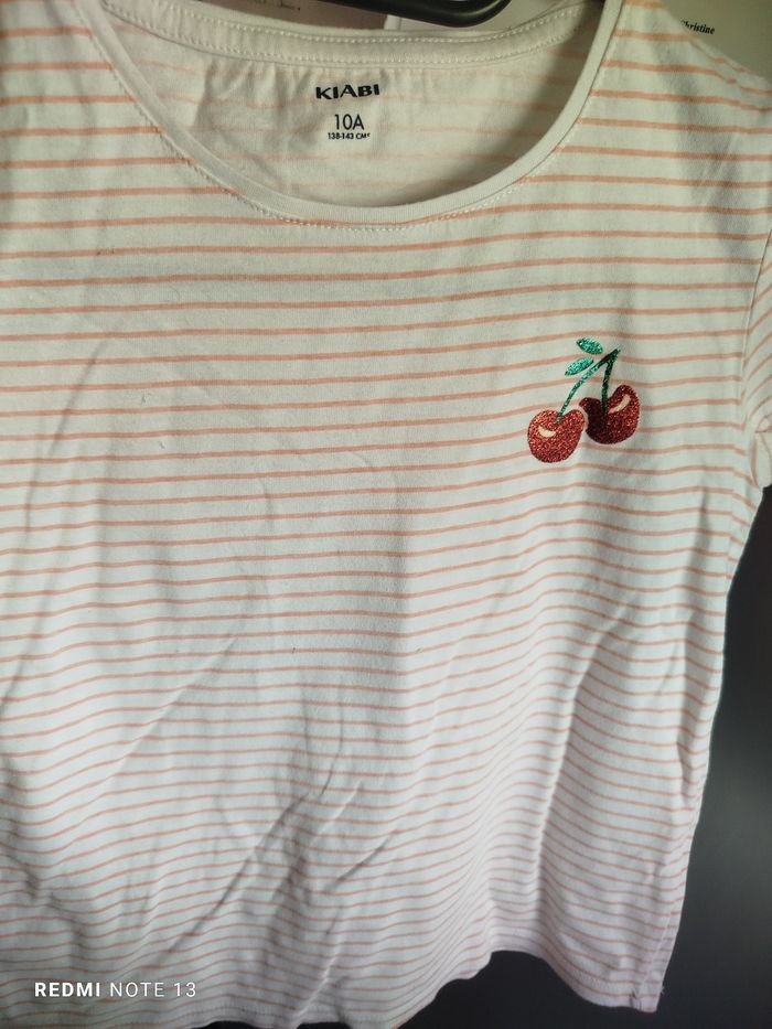 #kytie10ansfille. Tee-shirt manches courtes taille 10 ans - photo numéro 3