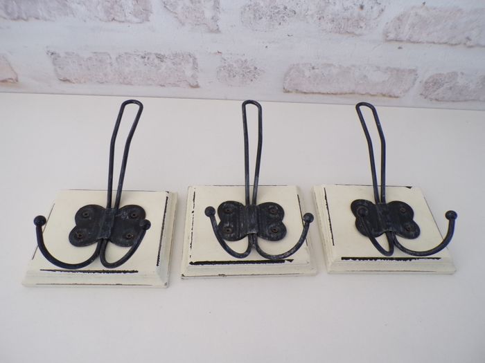 Porte manteaux papillons - photo numéro 2