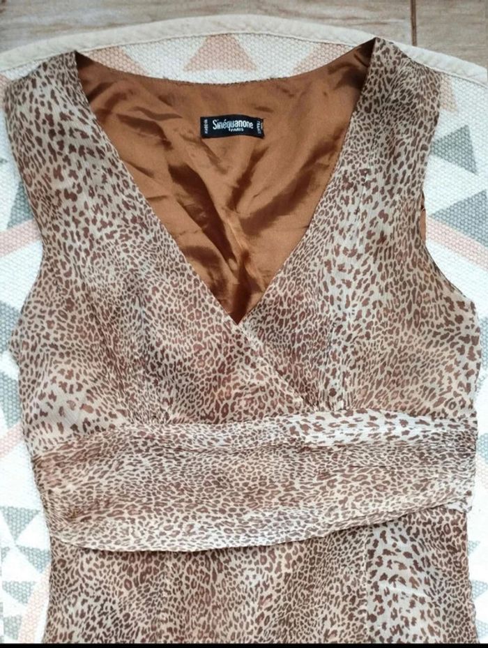 Robe  100%  soie  - Léopard -  Sinequanone Vintage  -  36 =  32 actuel - Parfait état - photo numéro 6